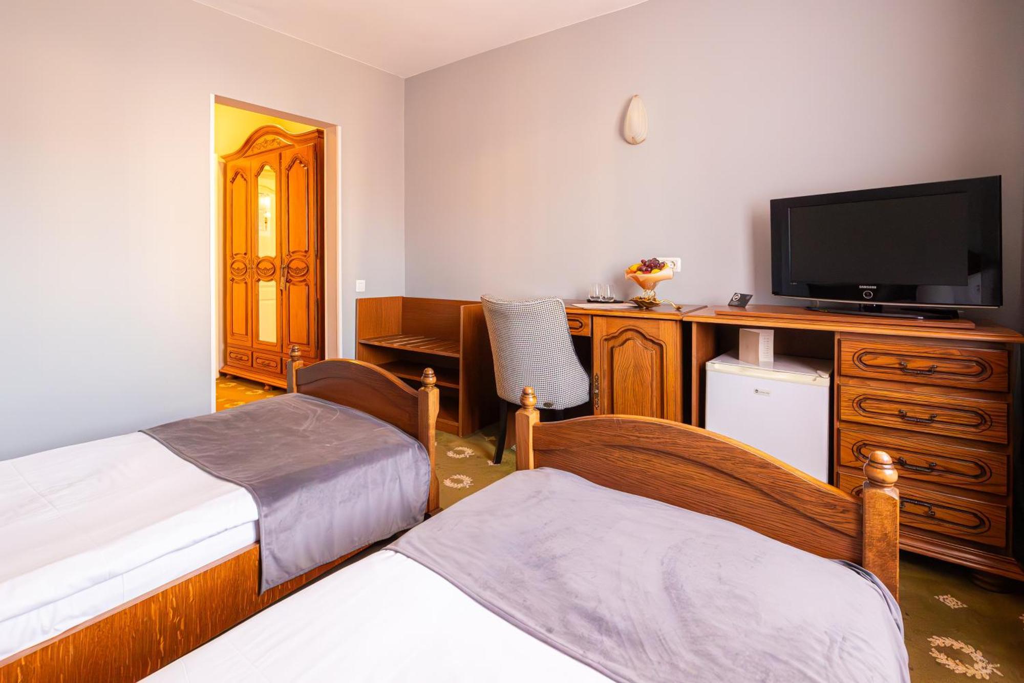 Hotel Brilliant Meses Zalău Eksteriør bilde