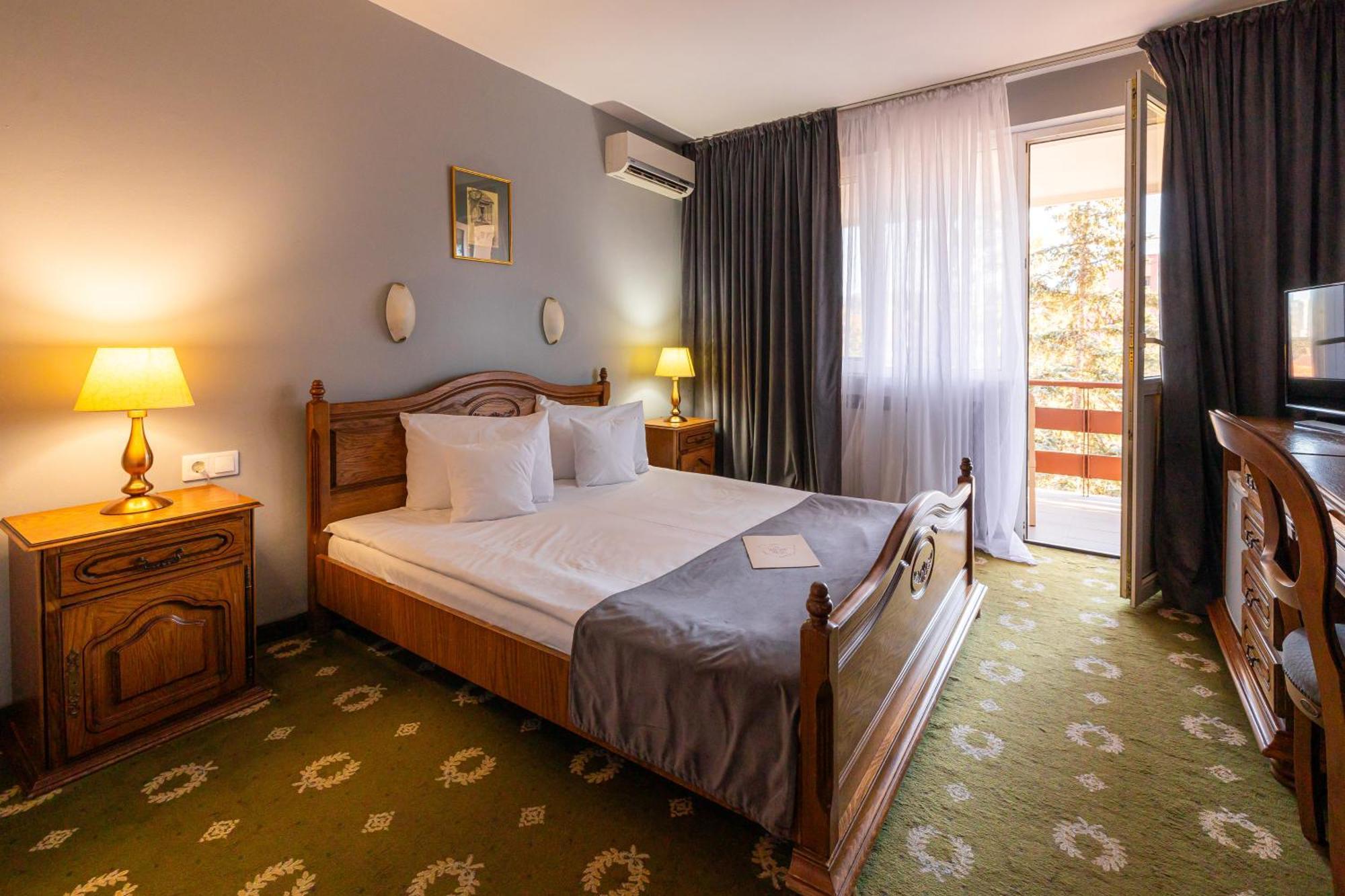 Hotel Brilliant Meses Zalău Eksteriør bilde